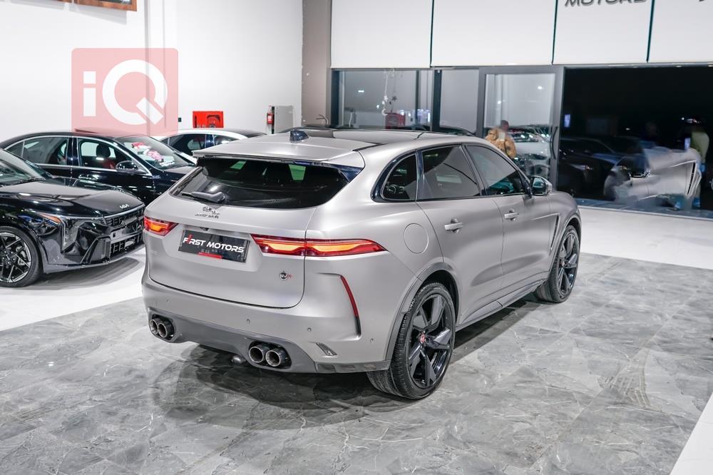 جاكوار إف-بيس